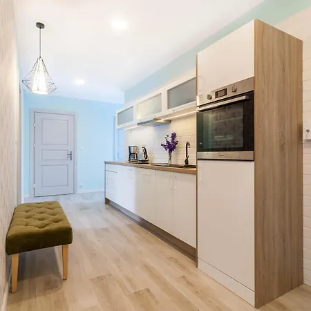 Kopernika 4 By Zilla ホームステイ ウストカ